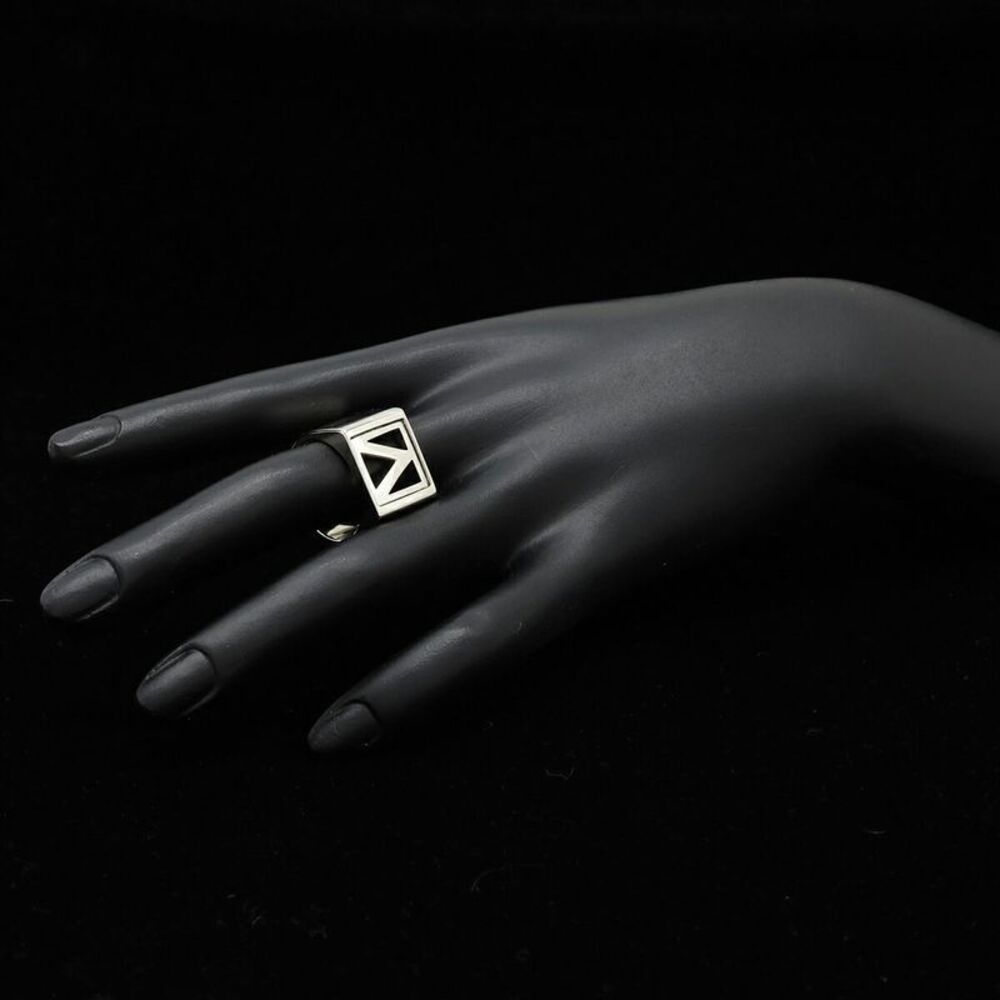 Louis Vuitton V Square Ring Silver - Picture 7 of 7